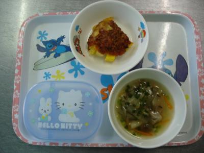 ポテトのミートソース焼き☆五目スープ