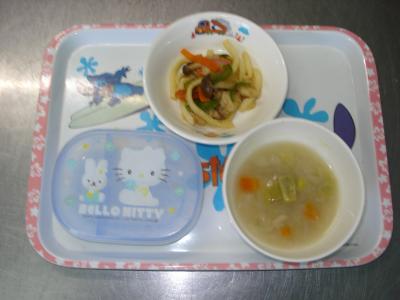 焼きうどん☆さつま芋の味噌スープ