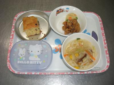 鶏のから揚げ☆ポテトサラダ☆野菜スープ★栗のパウンドケーキ