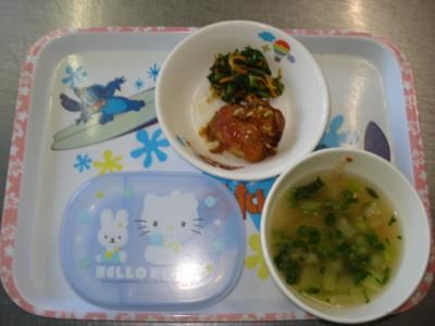 鶏の甘辛焼き☆ゴマ和え☆野菜スープ