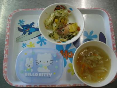 ポテトと鶏肉のオーブン焼き☆コールスローサラダ☆野菜スープ