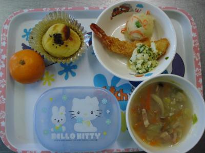 エビフライ☆ポテトサラダ☆あさりと野菜のスープ☆みかん★スイートポテト