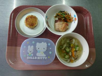 鶏のガーリックソテー☆ゴマ和え☆野菜スープ★おやき