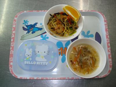 インディアンスパゲティー☆果物☆野菜スープ