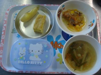 魚の甘酢あんかけ☆野菜スープ☆りんご★さつま芋のしっとりケーキ