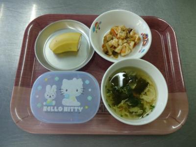 ナス入り麻婆豆腐☆わかめと卵のスープ☆果物