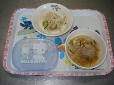 大根サラダ☆肉団子のスープ
