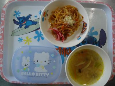 ミートスパゲティ☆はつか大根の酢漬け☆野菜スープ