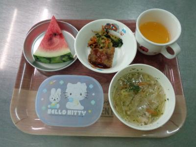 野菜いっぱいハンバーグ☆ゴマ和え☆野菜スープ★みかんゼリー