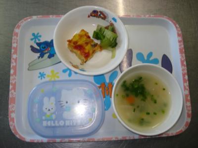 さつま芋のオムレツ☆チンゲン菜の炒め物☆味噌汁