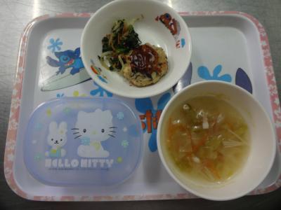 ひじきハンバーグ☆ゴマ和え☆野菜スープ