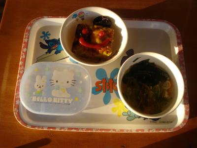 さつま芋のオムレツ☆野菜とわかめのスープ☆プルーン