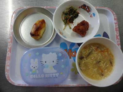 鶏のケチャップ和え☆ゴマ和え☆中華風コーンスープ★スイートポテト