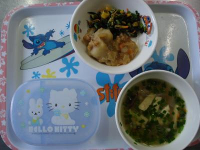 里芋のそぼろ煮☆ひじきの酢の物☆中華スープ