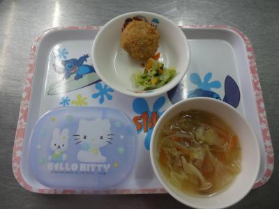 里芋のコロッケ☆蒸し野菜☆野菜スープ